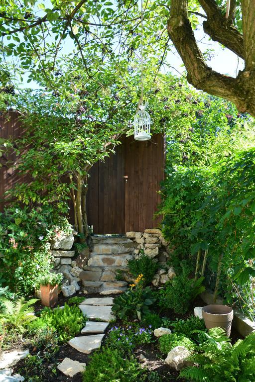 Ferienhaus House With A Garden *